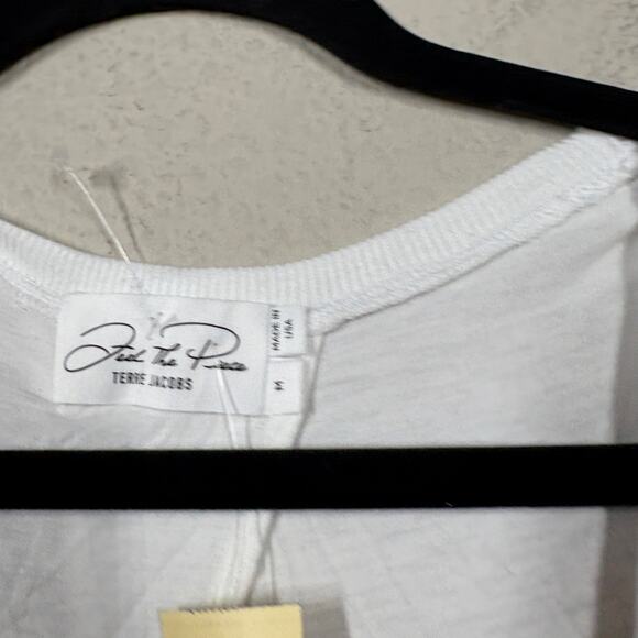 Feel The Piece Medium Elicia Wrap Back Tank Top White Scoop Neck Sleeves - Picture 4 of 7